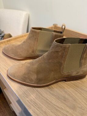 Jenni Kayne Suede Chelsea Booties in Tan